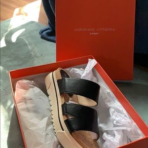 Adrienne vittadini sport sandal